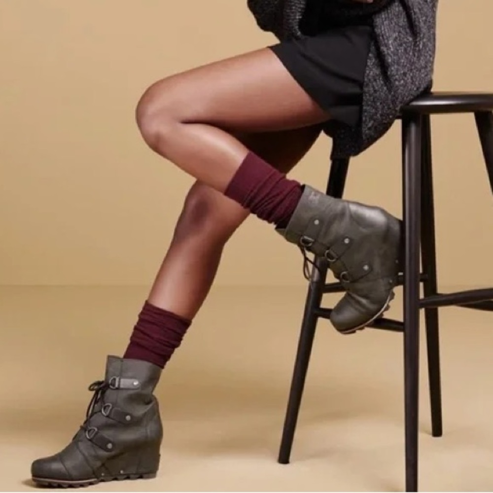 Sorel Joan of Arctic Wedge Leather Boots - Picture 2 of 8